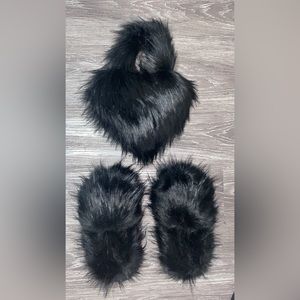 Black Fur Slides with matching purse ( Black) fits true to size